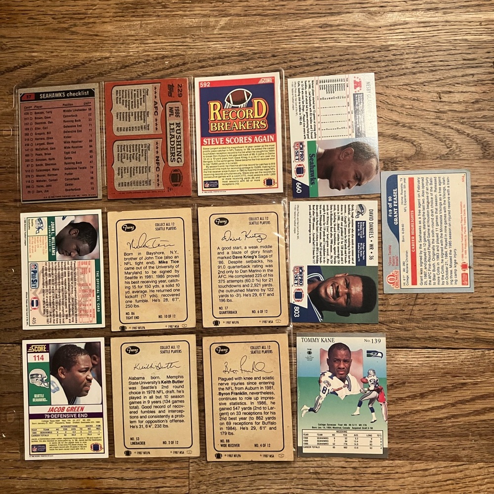 Seattle Seahawks Football Trading Cards Collection - Picture 2 of 2